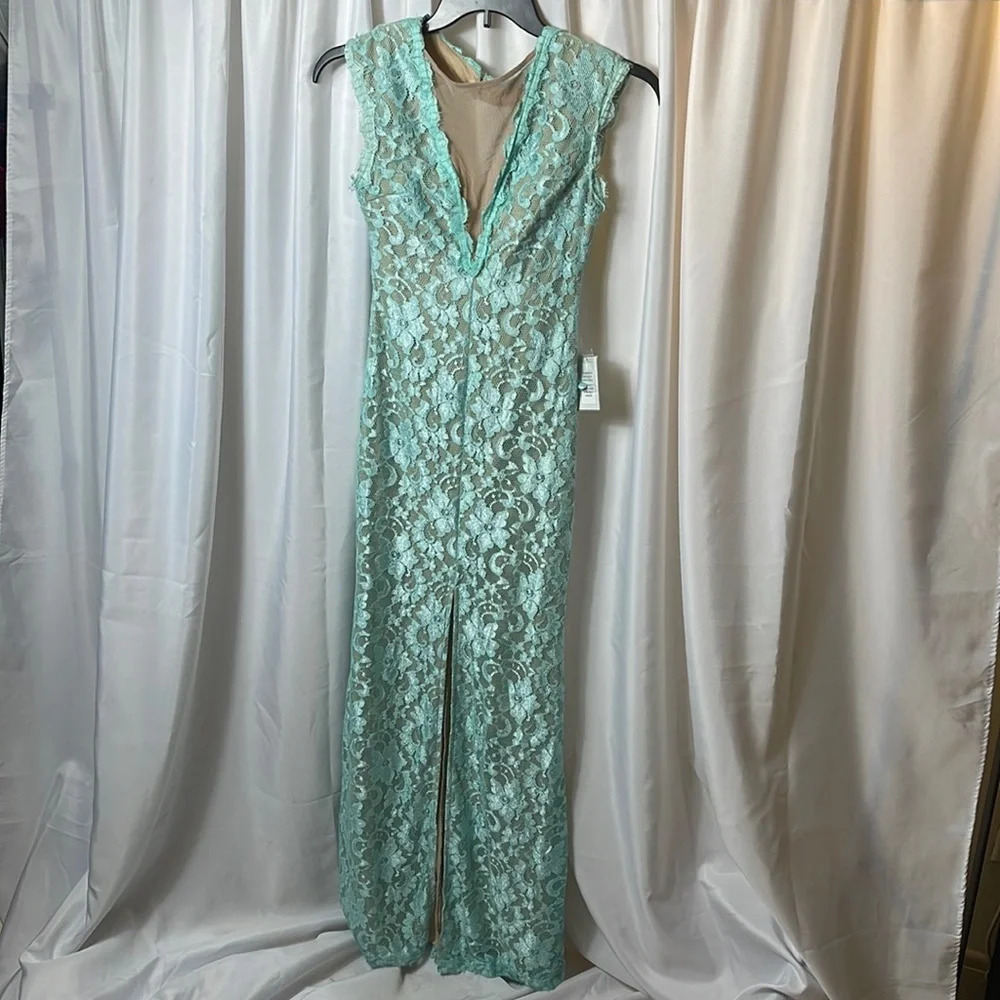 B. Darlin Aqua Nude Lace Gown Size 5/6 Plunge Back Slit Dress NWT